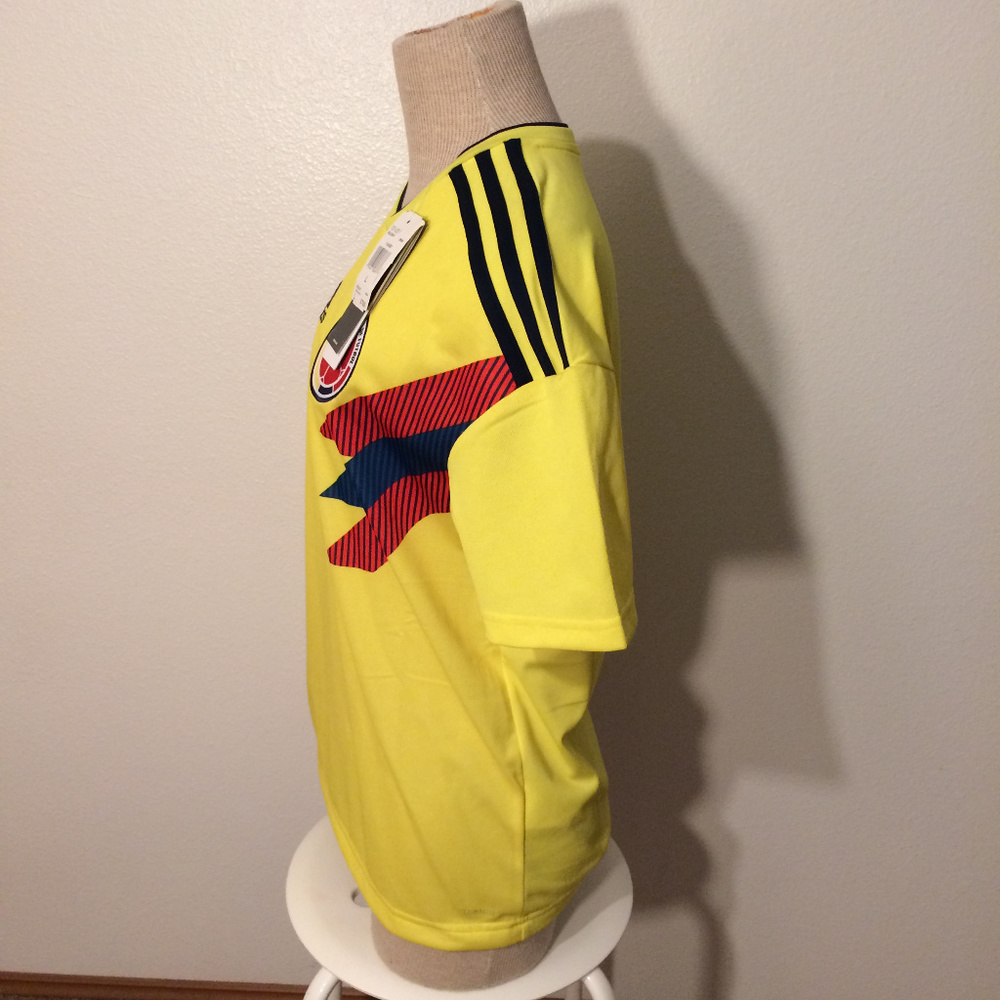 Adidas Yellow Colombia soccer jersey -size L (NWT) - Picture 5 of 8